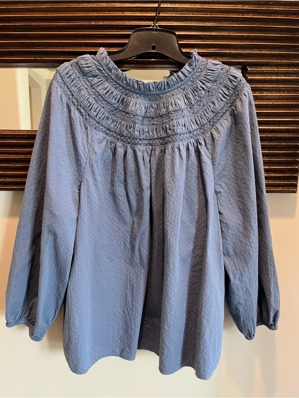 Ann Taylor LOFT Blue Smocked Lace Yoke Shirt XXL - Picture 4 of 8